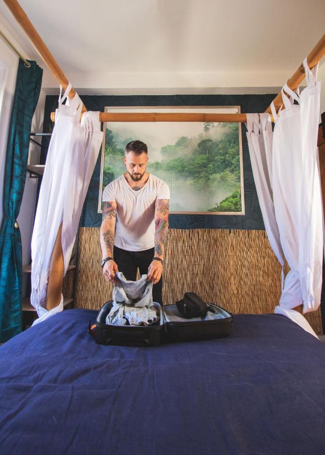 La Kanopee - Les Loges Normandes Cherbourg-en-Cotentin Exteriör bild